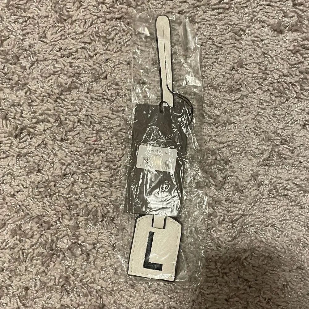 NWT “K•Carroll” Bag Tag Monogram Letter “L” White Bag Tag with “Black” Letter